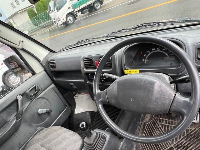 0206309A30261030W00515.jpg