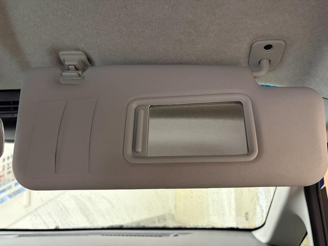 0302498A30261006W00812.jpg