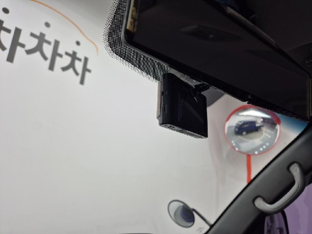 6081000731R15.jpg