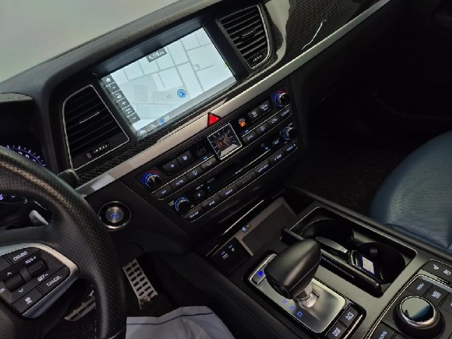 6081500575R10.jpg