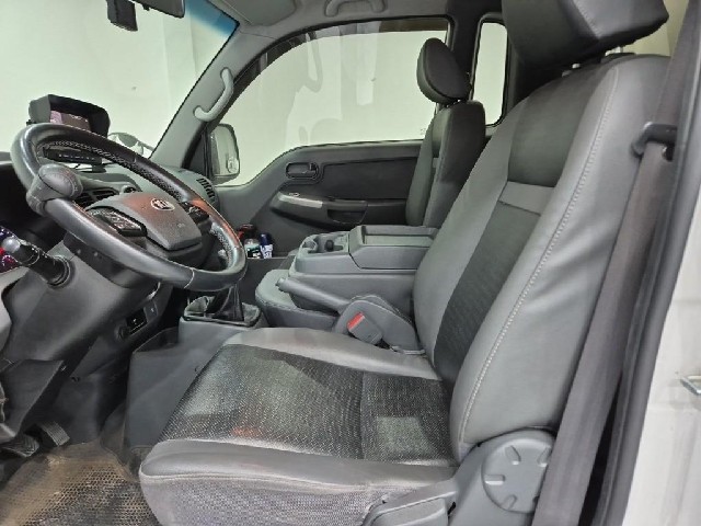 6061502371R10.jpg