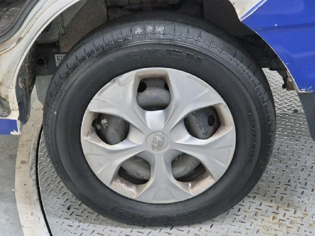 6041002247R17.jpg