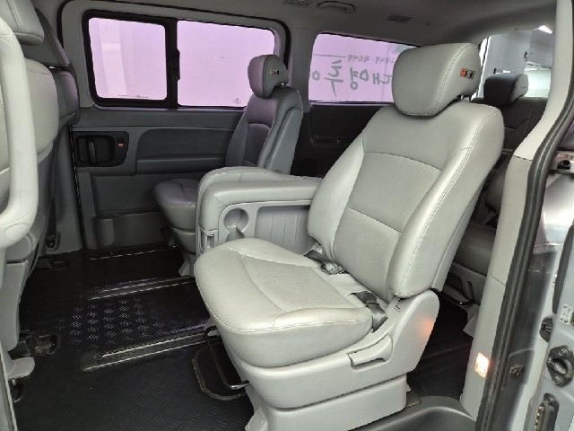 6081501509R12.jpg