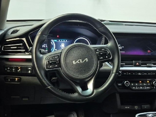 6081501582R9.jpg