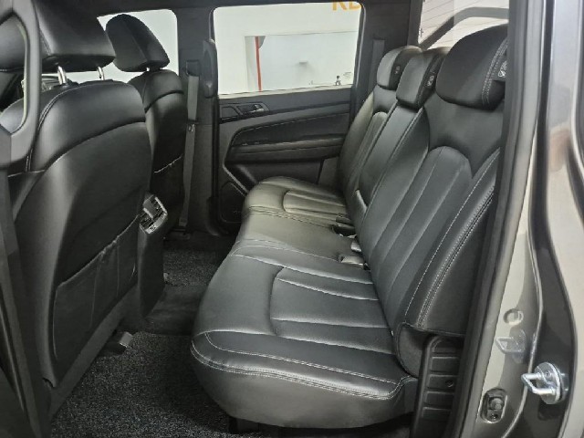 6081501733R12.jpg
