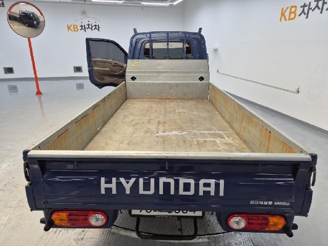 6061502234R18.jpg