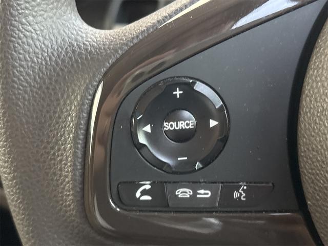 0700828A30261029W00808.jpg