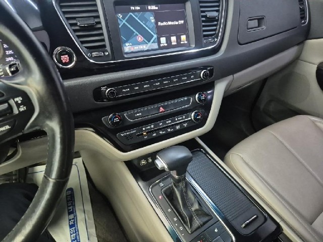 6071500495R10.jpg