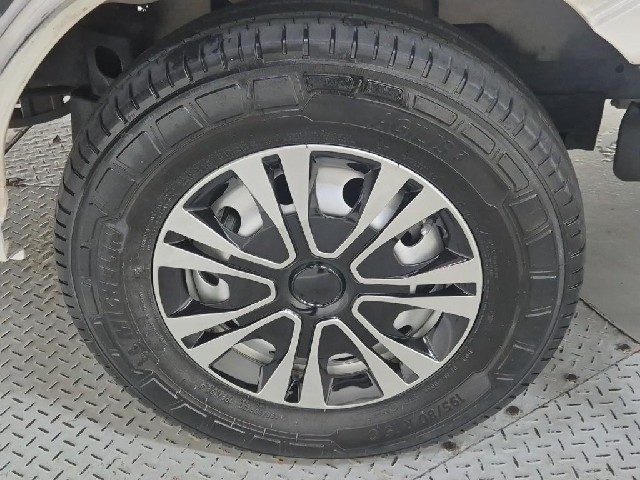 6081501880R16.jpg