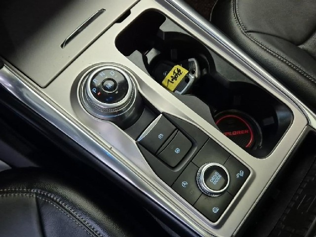 6081502147R8.jpg
