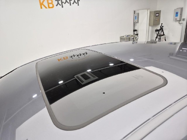 6081502143R13.jpg