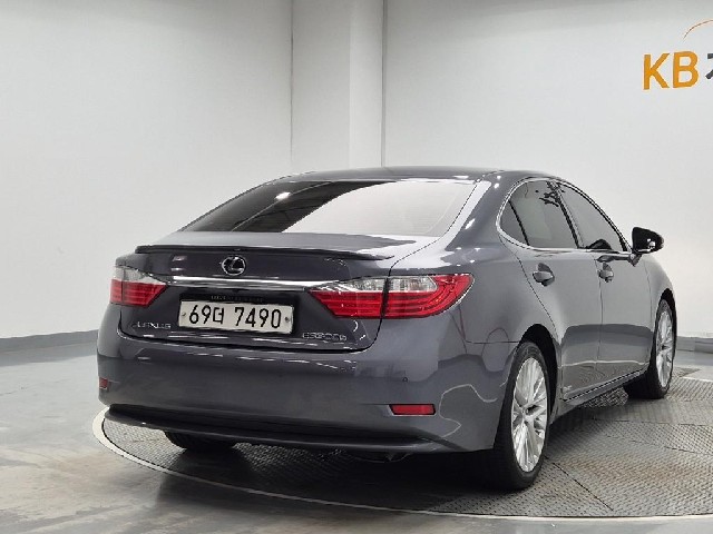 6081502143R3.jpg