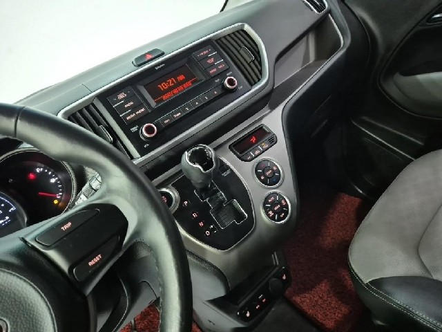 6081002398R10.jpg