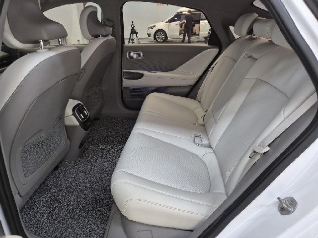 6071500941R12.jpg