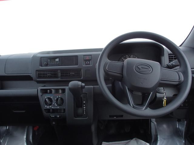 0202388A30261029W00114.jpg