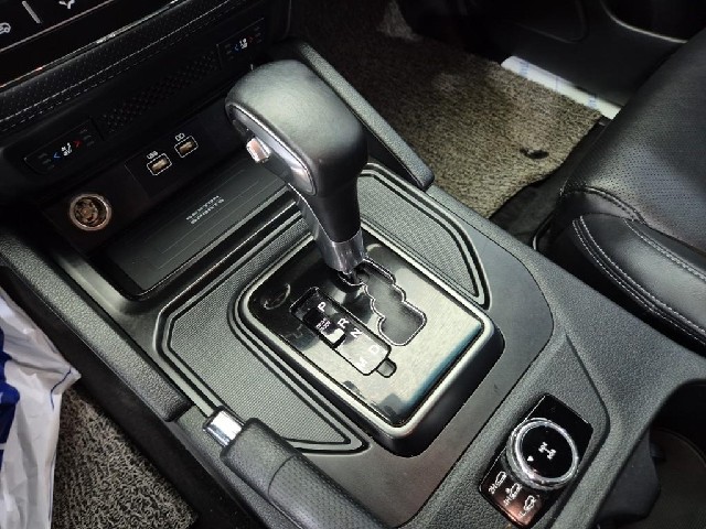 6091000025R8.jpg