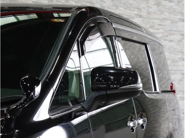 0502713A30261030W00917.jpg