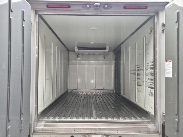 4061500243R14.jpg