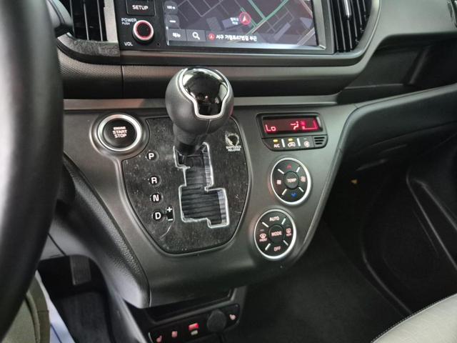 6061500495R8.jpg