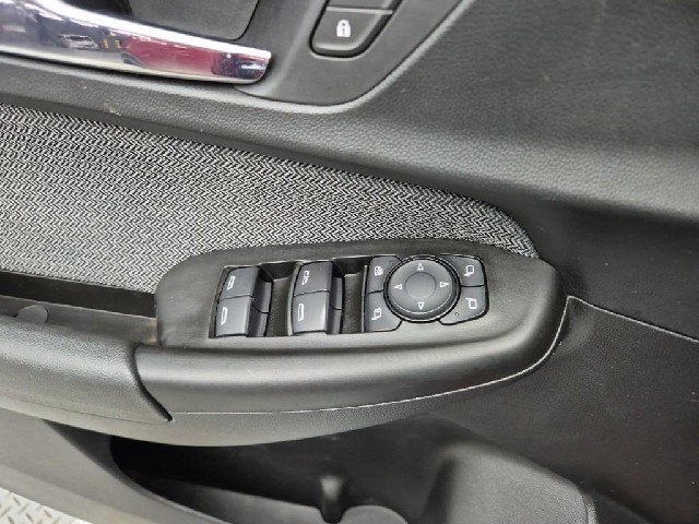 6071000437R18.jpg