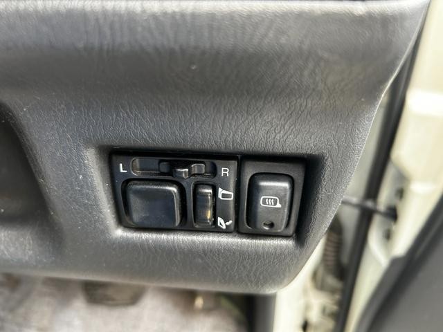 0500312A30261030W00116.jpg