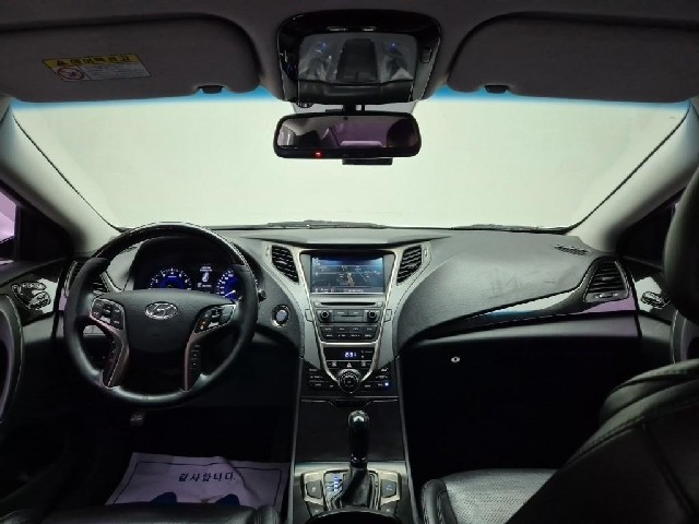 5121000196R7.jpg
