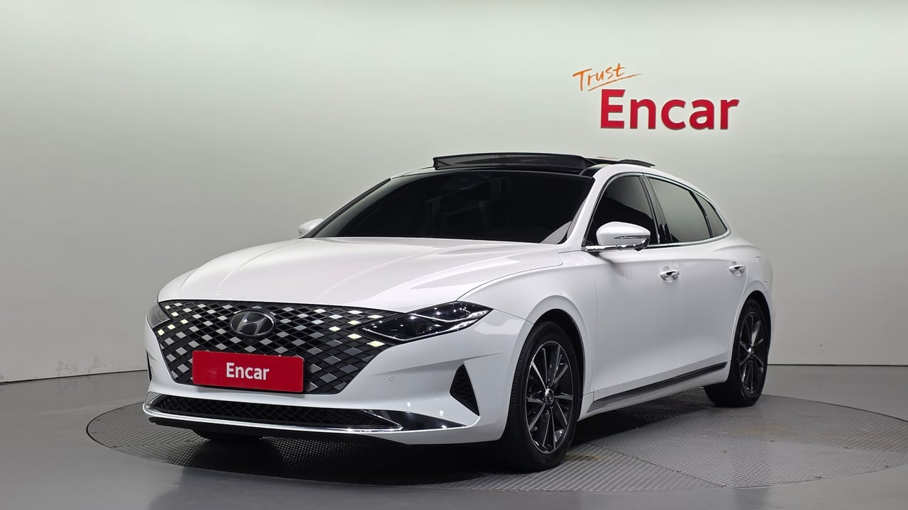 2019 Hyundai Grandeur, photo 1 of 1