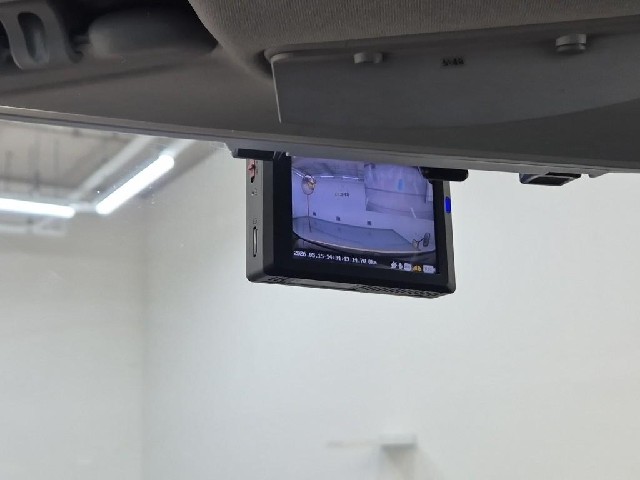 6051500044R16.jpg