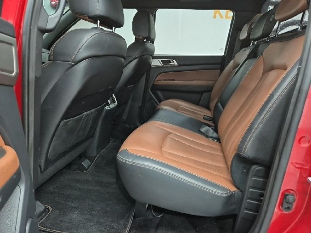 6071000574R12.jpg