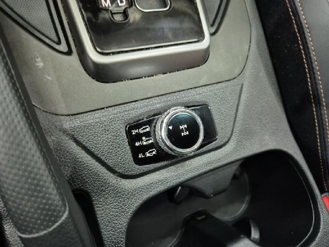 6071000574R15.jpg