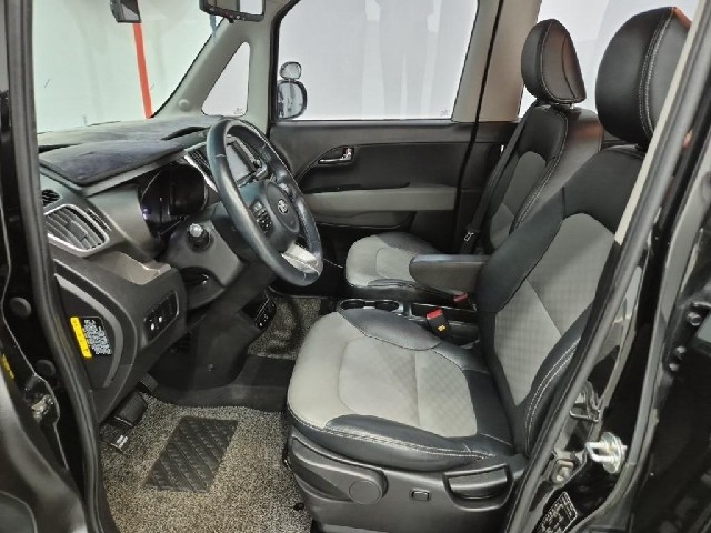 6051000328R11.jpg