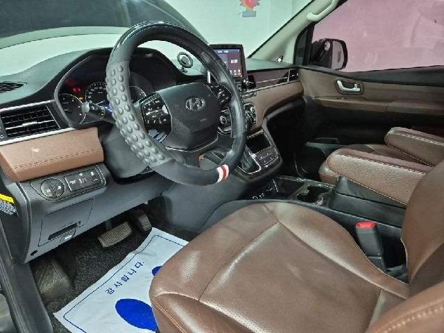 6051000942R7.jpg