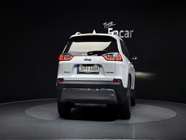e76c5840a5d588cd1e887a03dfcb4211.jpeg