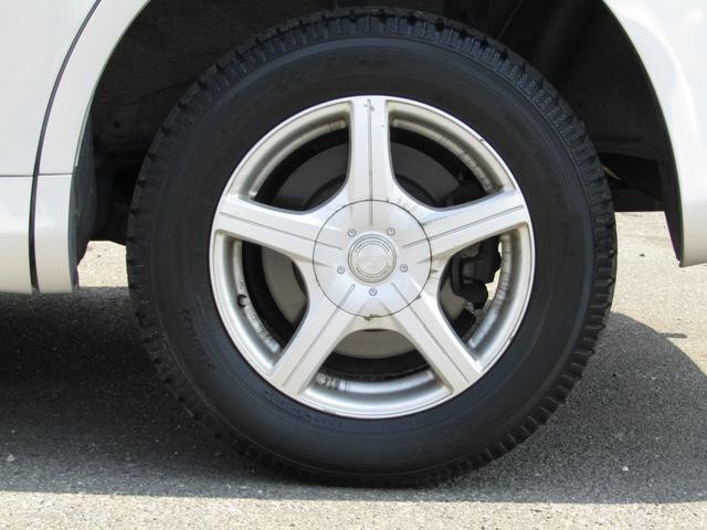 0903304A30260401W00617.jpg