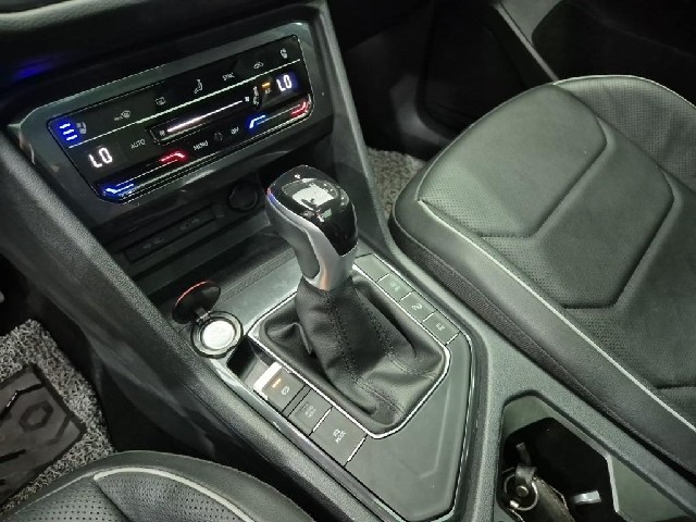 6071001613R8.jpg