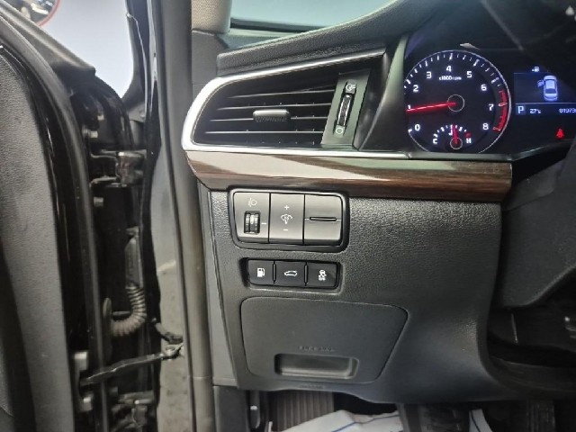 6081501192R17.jpg