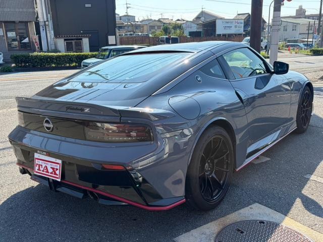 27073115_carP_l_10.jpg