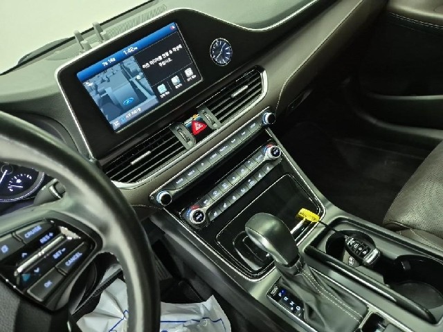 6071000773R10.jpg