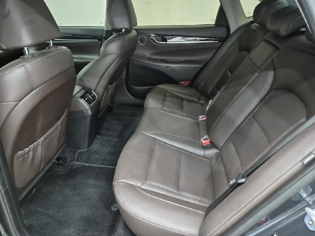 6071000773R12.jpg