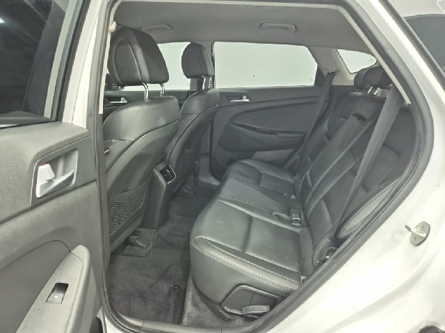 6071001952R12.jpg