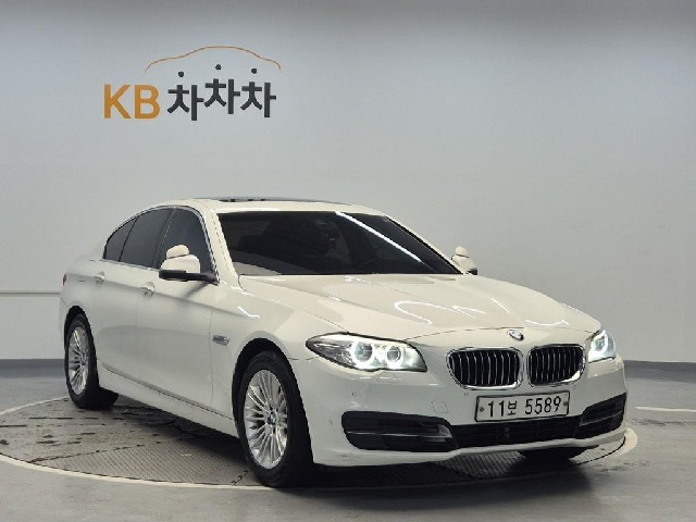 6051000590R4.jpg