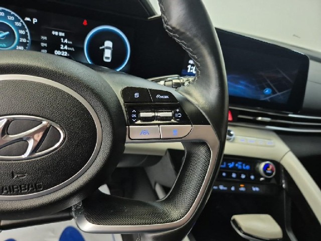 6071502157R15.jpg
