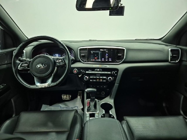 6081000570R7.jpg