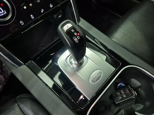 6071001735R8.jpg