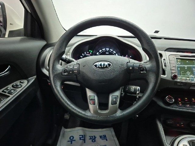 6081000841R9.jpg