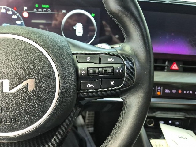 6081500943R15.jpg