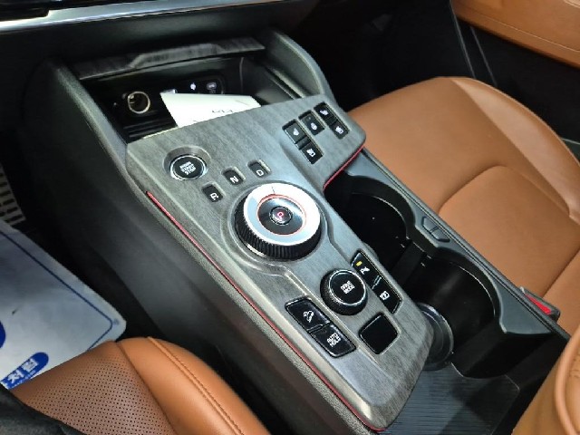 6081500943R8.jpg