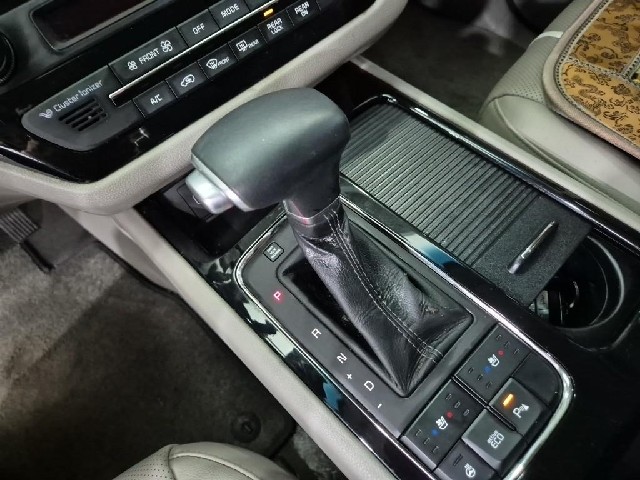 6061500635R8.jpg