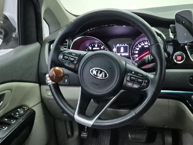 6061500635R9.jpg