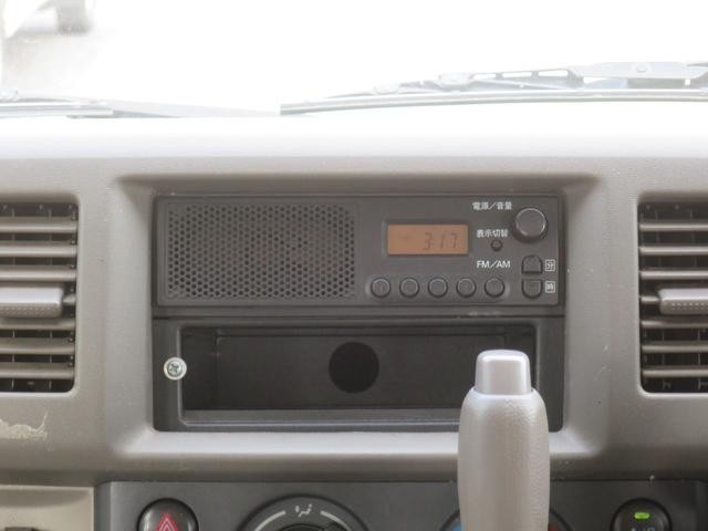 0903901A30260710W00112.jpg